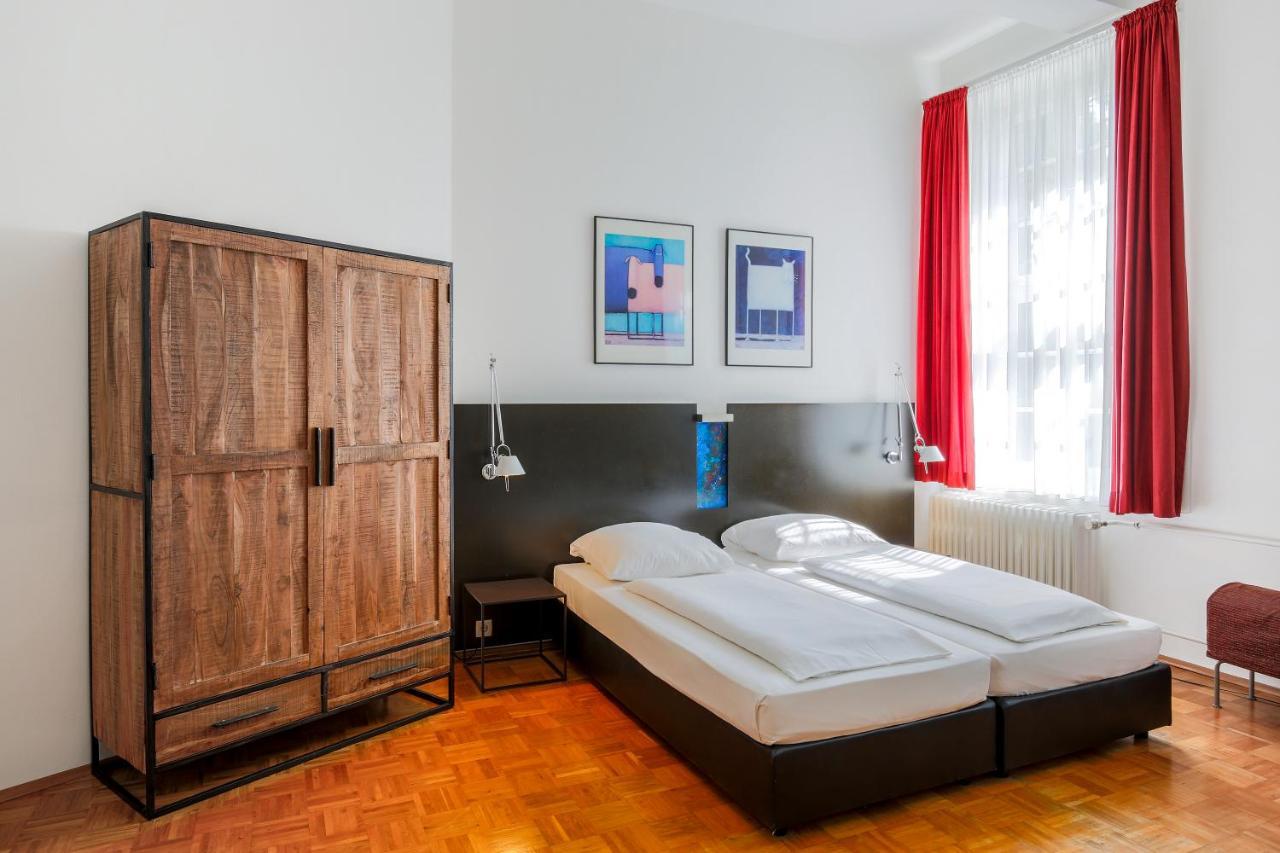 Abc Hotel Констанц Екстериор снимка