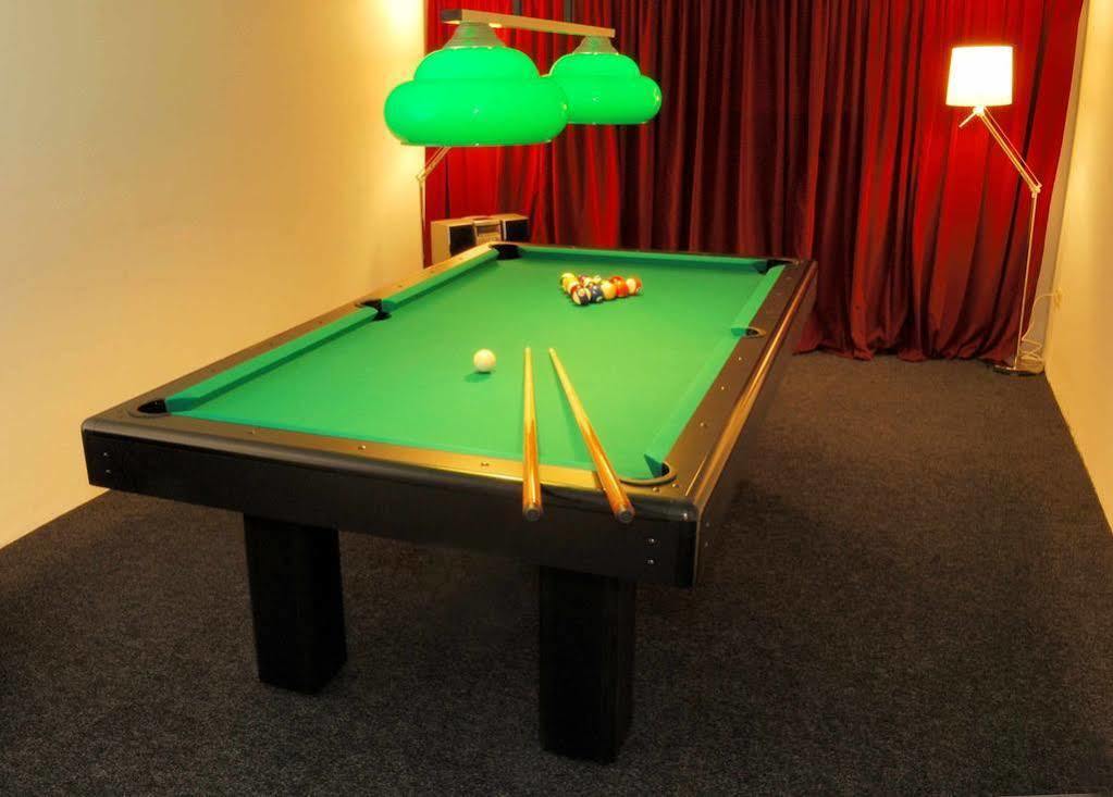 Abc Hotel Констанц Екстериор снимка