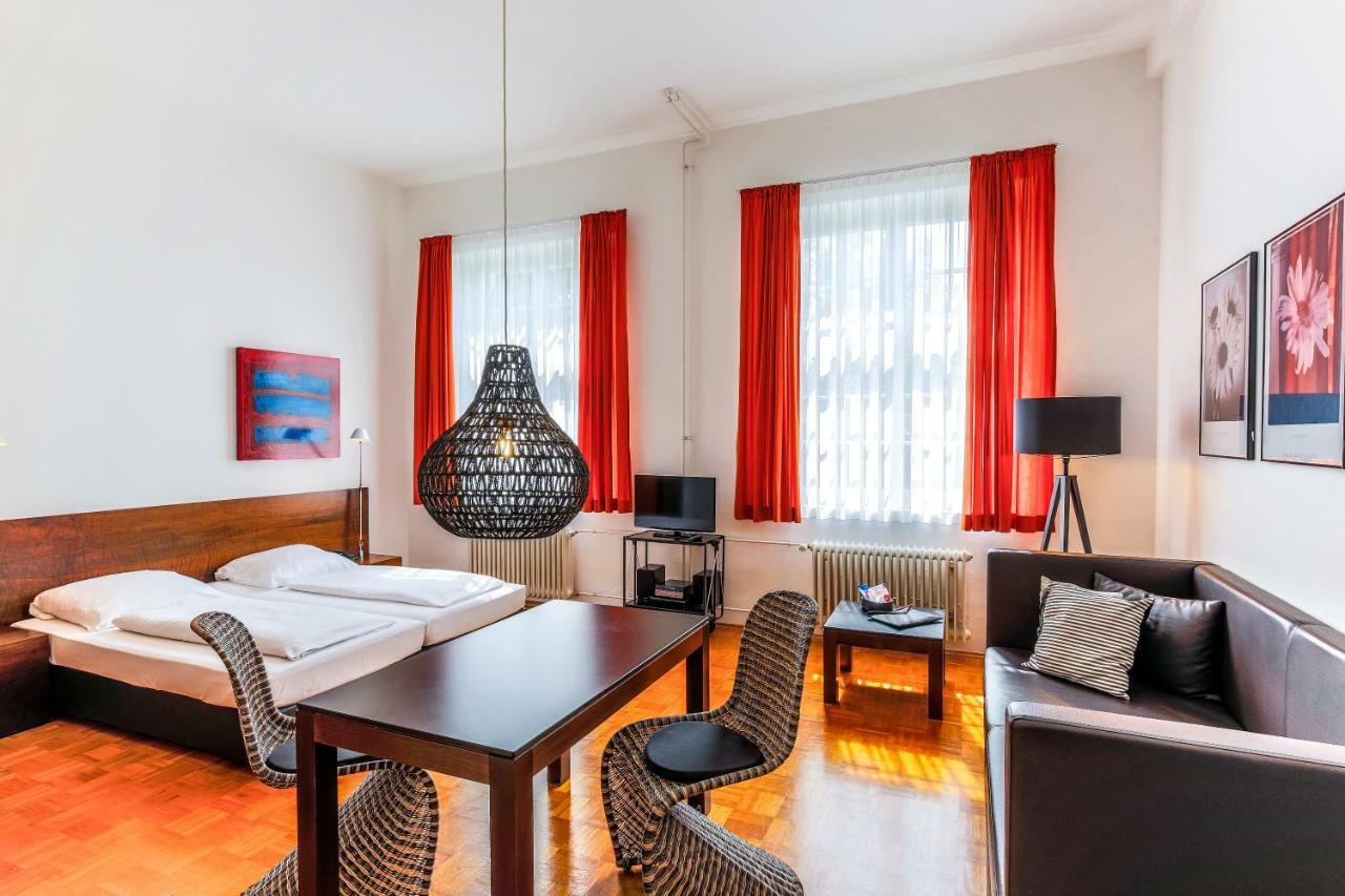 Abc Hotel Констанц Екстериор снимка